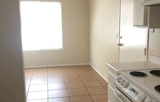 1320 Reddick Ln