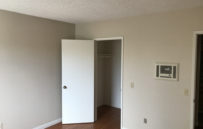 1 bed, 1 bath, 680 sqft, $2,400