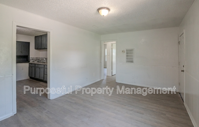 2300 MIRAMAR BLVD