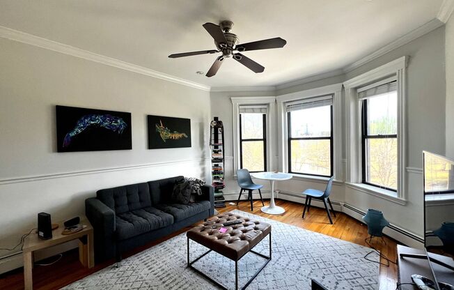 Renovated Top Floor 1-Bed on Park Drive | Prime Fenway Location!