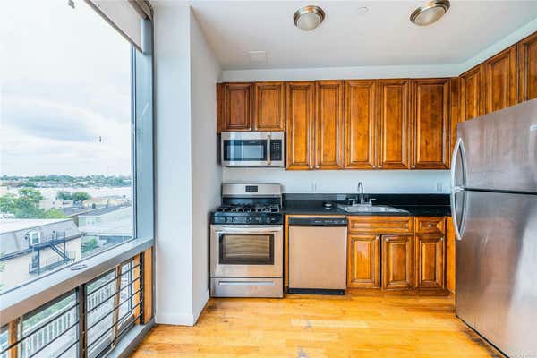 2 beds, 1 bath, 1,181 sqft, $2,800, Unit 5