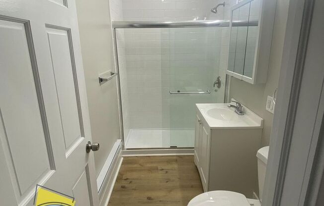 Belmont Cragin Apts Available!