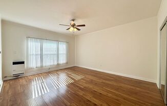 Studio, 1 bath, $1,350, Unit 305