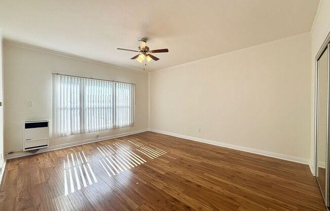 Studio, 1 bath, $1,350, Unit 305