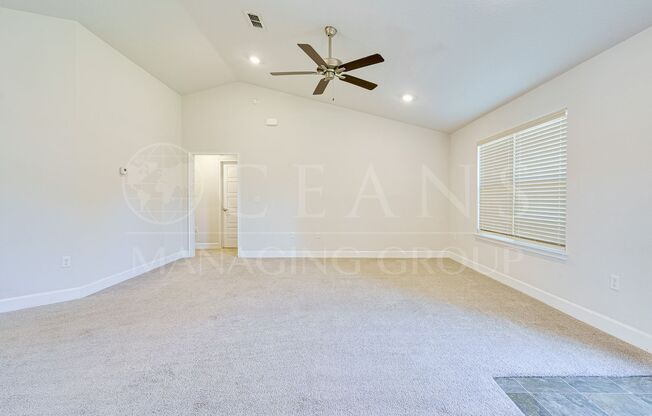 Beautiful 4-Bedroom Home in Palm Coast – Built in 2022!