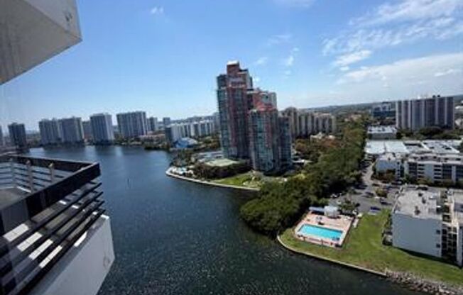 2 beds, 2 baths, $3,500, Unit # 2303
