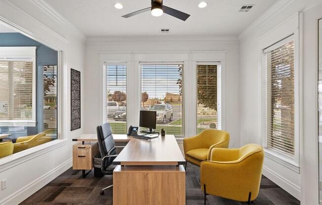 The Crossings at Chapel Hill Clubhouse Leasing Center