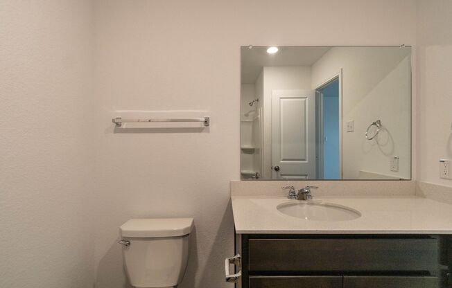 4 beds, 2.5 baths, $1,700