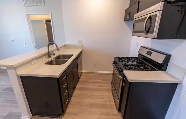 2 beds, 2 baths, 895 sqft, $2,398, Unit 104