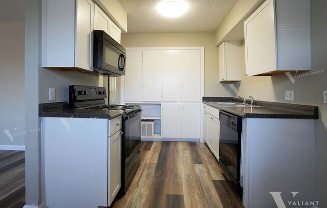 2 beds, 1 bath, 750 sqft, $925, Unit 206