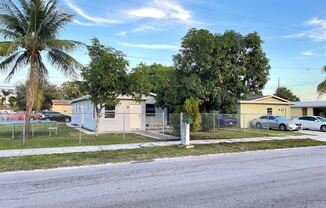 918 NW 24th Ave
