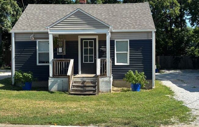 Charming 2 Bed 1 Bath House