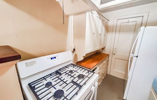 1 bed, 1 bath, 650 sqft, $895, Unit Unit 103 A650