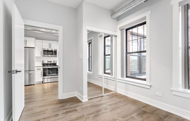 2 beds, 1 bath, 625 sqft, $2,350, Unit 216