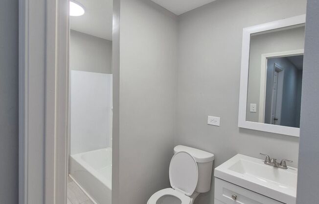 2815 Harrison