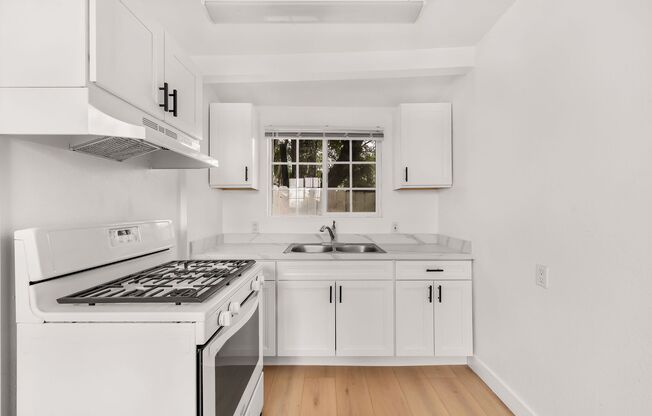 940 Arcadia Pl Units A-E
