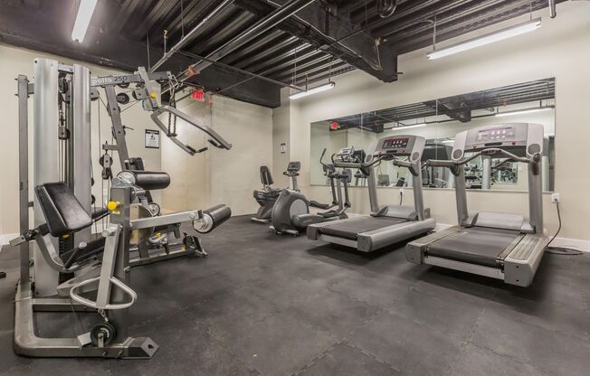 1 bed, 1 bath, 818 sqft, $1,675, Unit Unit 310