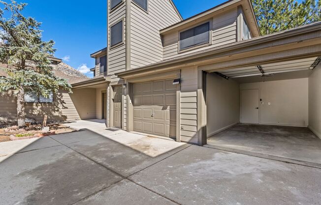 3325 E LOCKETT RD