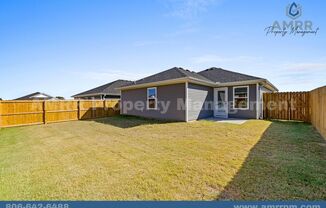 3 beds, 2 baths, $1,600