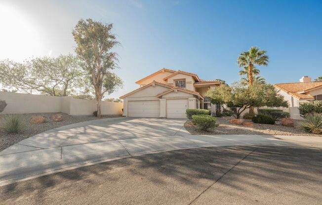 Desert Shores~4 bed with loft & 3 car garage!