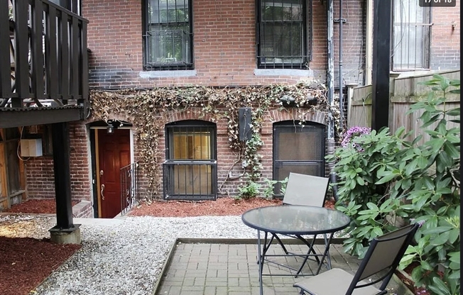 30 Dartmouth St