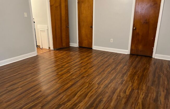 2 beds, 1 bath, 800 sqft, $1,520, Unit 6230 Fifth Ave. #A3-E