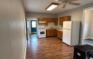 1243 W. 32nd St