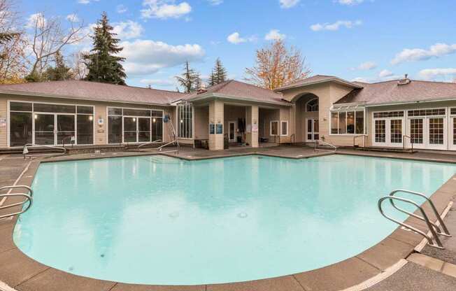 Keeler's Corner Apartments in Lynnwood, Washington Pool