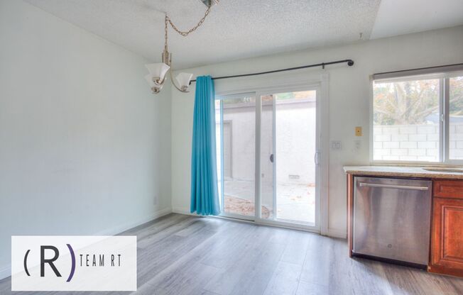 2 beds, 1 bath, $2,700