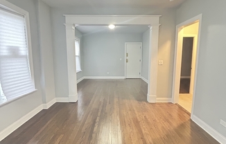 1852 W 58 ST