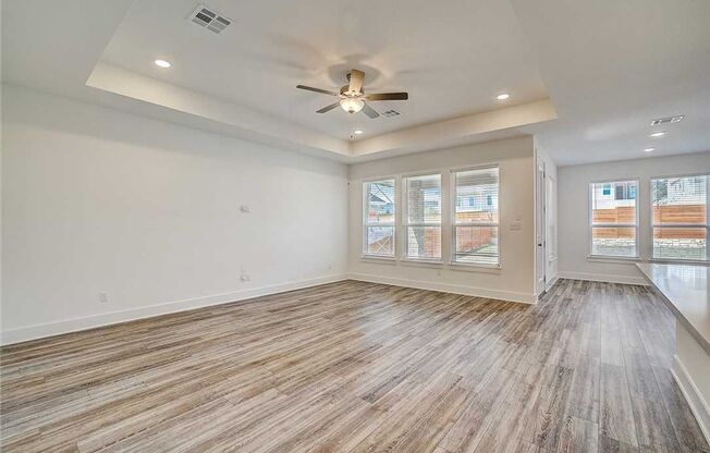 Check Out this 3/2 in Leander