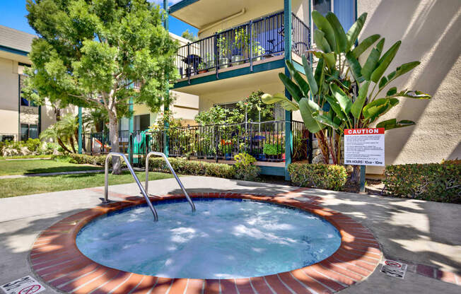 Copa Ladeene Apartments