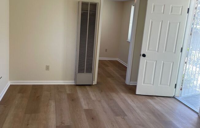 1 bed, 1 bath, $1,795, Unit 4