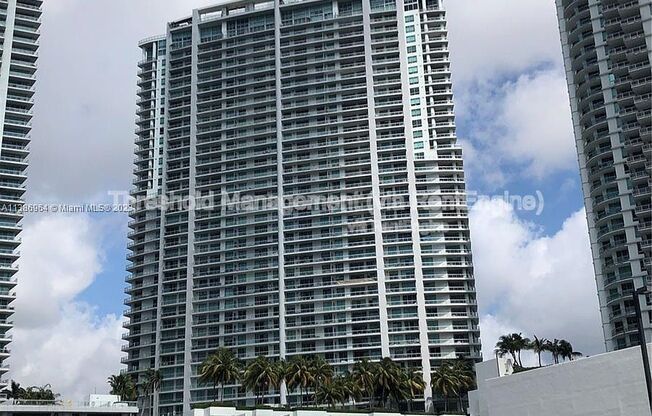 1 bed, 1.5 baths, 846 sqft, $3,000, Unit 2014