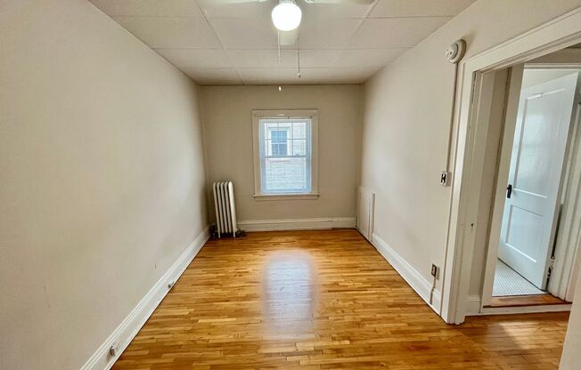 1 bed, 1 bath, 750 sqft, $1,195, Unit 306