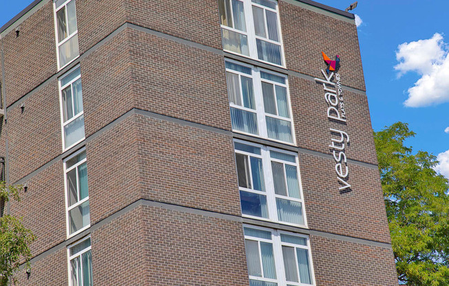 Vesty Park apartment homes