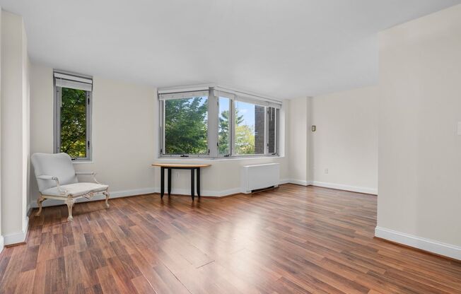 All Energy Utilities Included Glover Park Studio-Available Now!