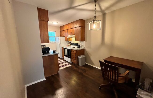 1107 N Locust St.
