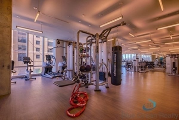 1 bed, 1 bath, 762 sqft, $4,300, Unit 24D