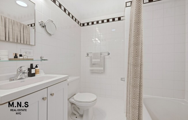 Studio, 1 bath, $3,415, Unit 14-C02