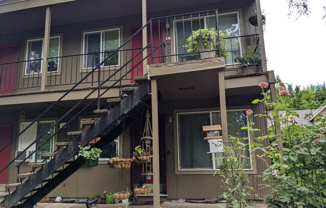 West Slope Apartments