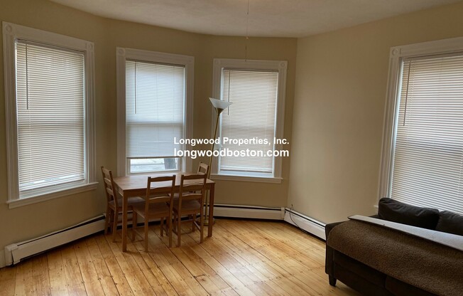 101 Calumet St