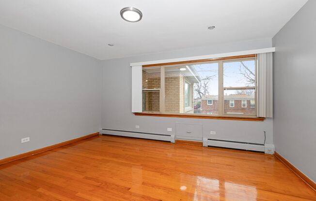 1 bed, 1 bath, $2,050, Unit 3757-2S