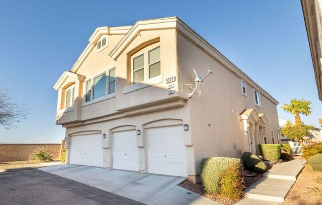 2 Bedroom, 1 Car Attached Garage, In Gated Southwest Vegas Community
