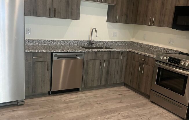 2 beds, 2 baths, 998 sqft, $1,410, Unit D202