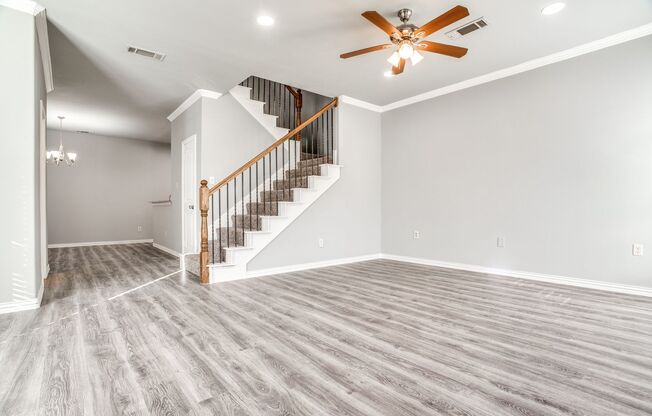 Luxurious Townhome With All The Upgrades!