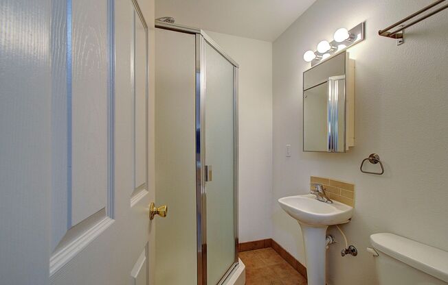 Studio, 1 bath, 500 sqft, $1,195, Unit 1