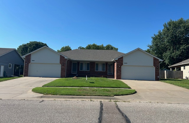10603 W DOUGLAS