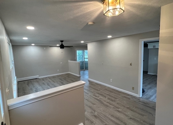 103 E FOSTER