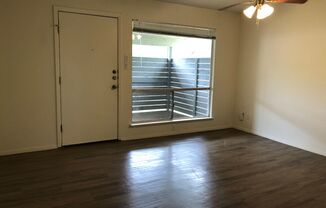 1 bed, 1 bath, $1,350, Unit Unit 1